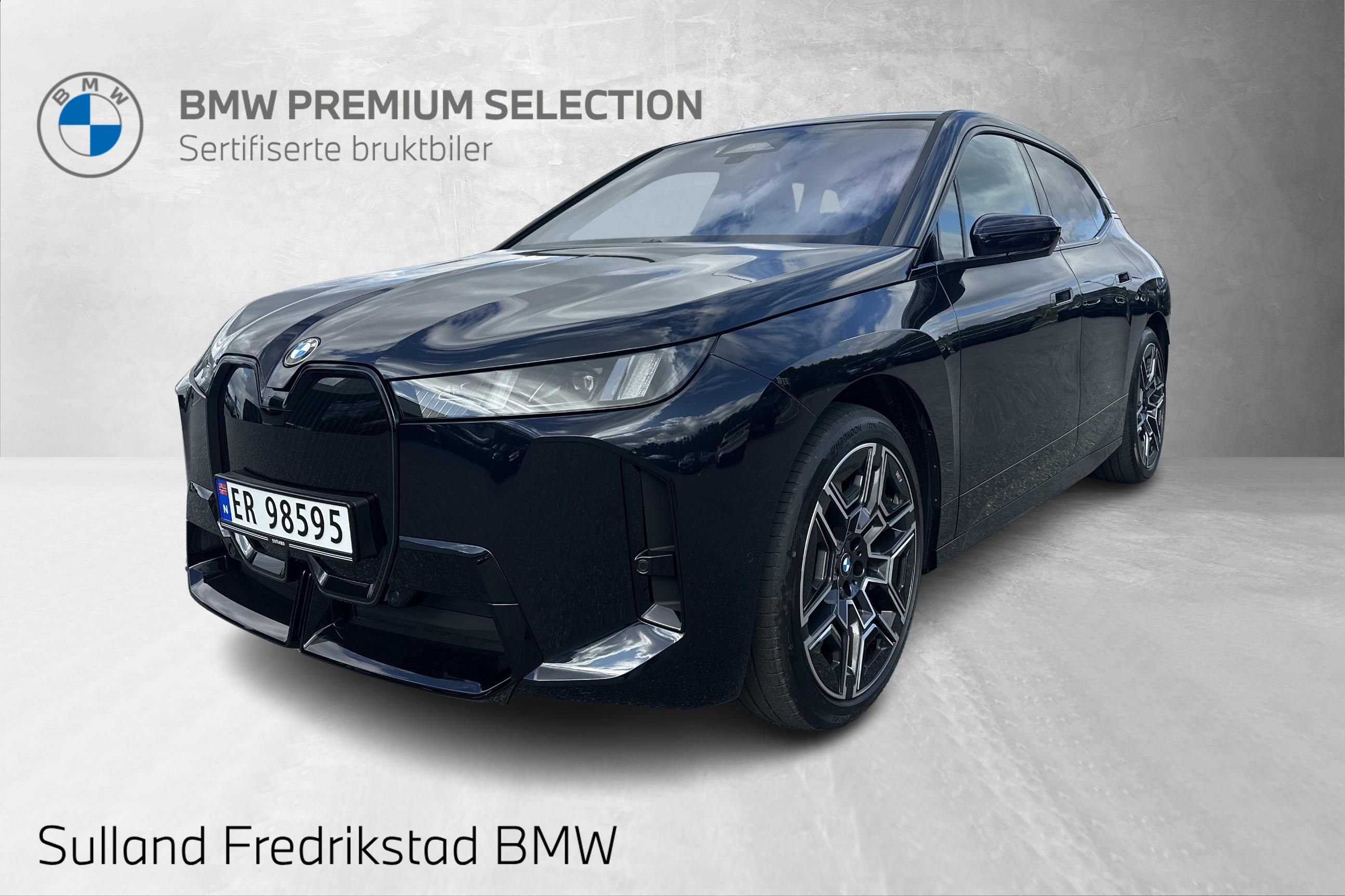 BMW iX xDrive60, 544ps, 2026