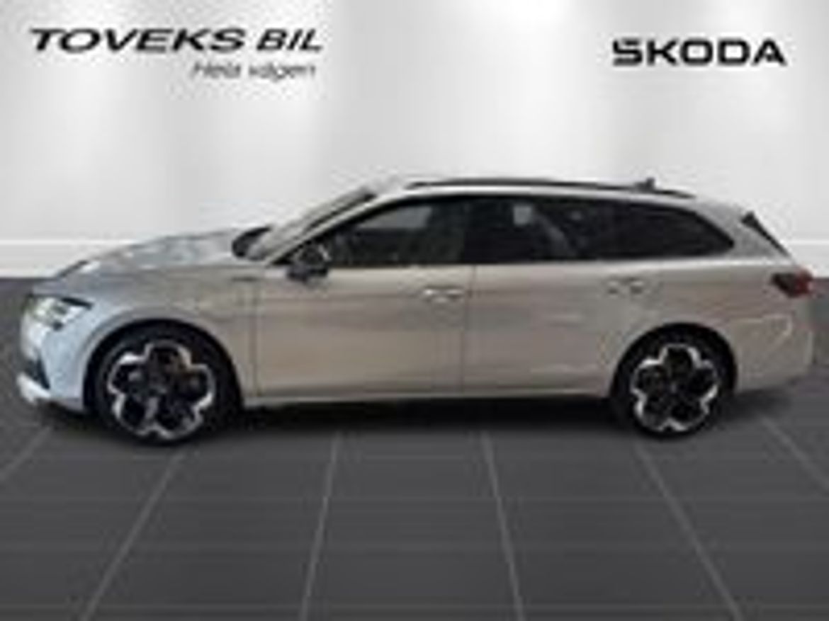 Škoda Škoda Superb iV Kombi — bild 2