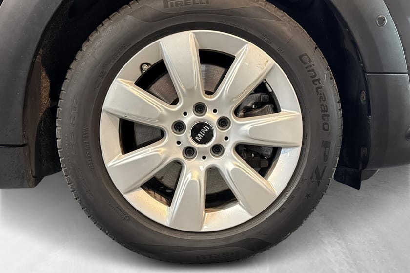 Bilde 5 av MINI Countryman Cooper SE ALL4 Essential Cruise, Navi, R.kamera