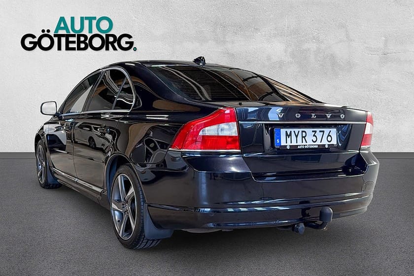 Bild 4 av Volvo S80 D3 Momentum Dragkrok 3-Ägare Välservad R-Design Fälgar