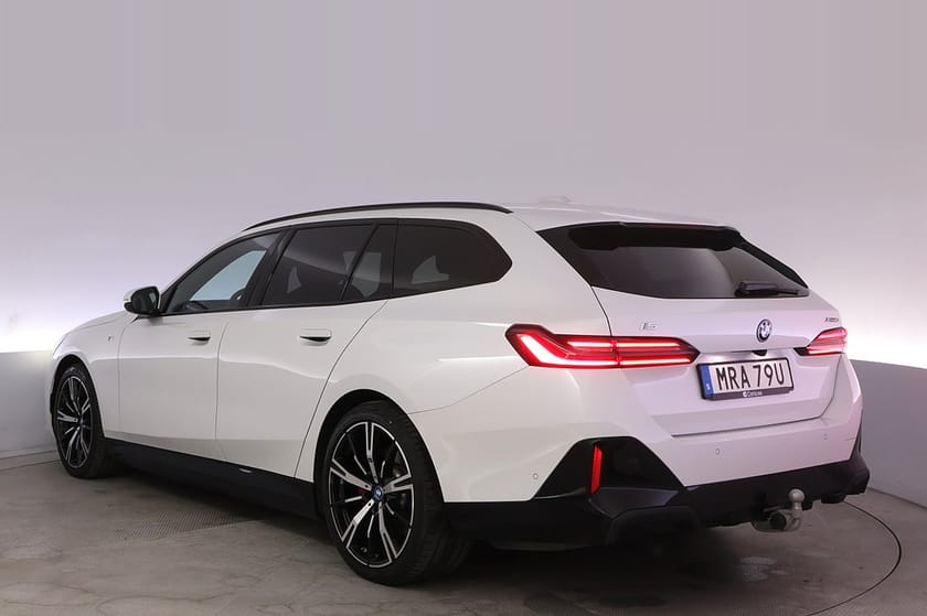 Bild 4 av BMW i5 xDrive40 Touring M-Sport PRO Drag H/K DAP V-hjul