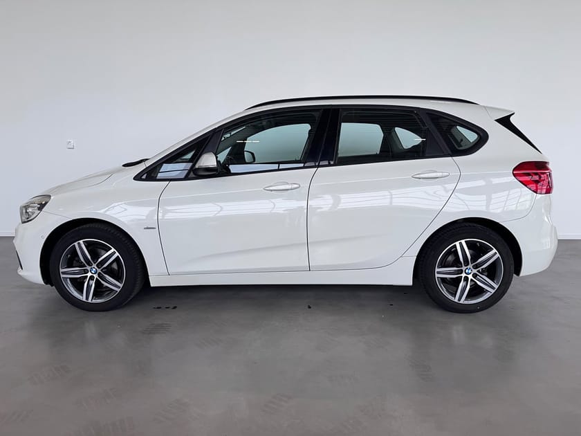 Bild 2 av BMW 218d Active Tourer