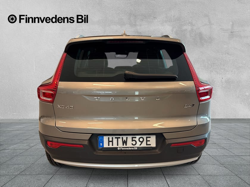 Bild 4 av Volvo XC40 B4 AWD Bensin Mom Adv Navi Pro Edt(V-hjul)