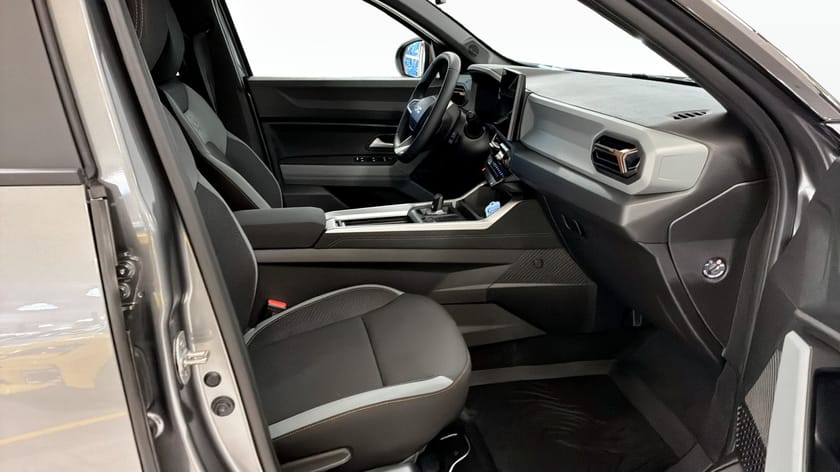 Bild 3 av Dacia Bigster Hybrid 155