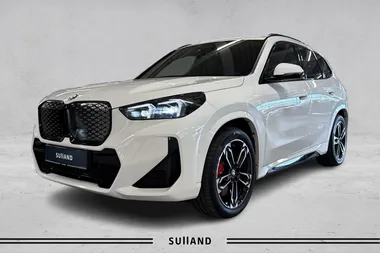 BMW iX1 xDrive30