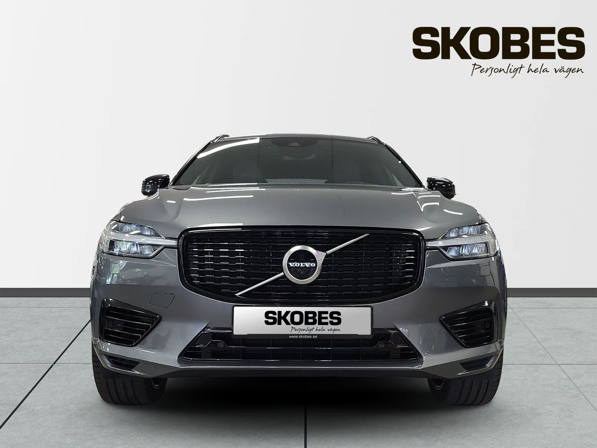 Volvo XC60 Recharge T8 R-Design T 2021, photo 2/10