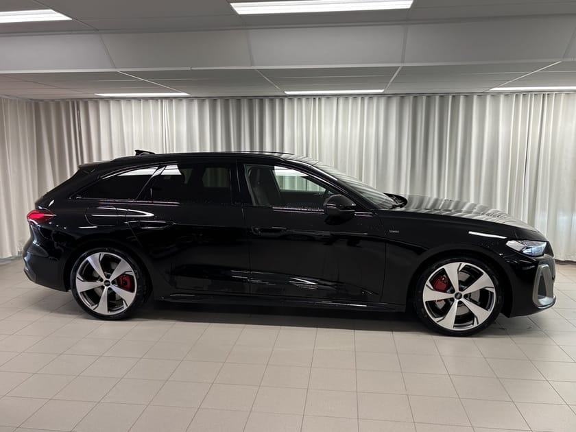 Bild 2 av Audi A5 Avant e-hybrid quattro 270 KW S TRONIC S-line