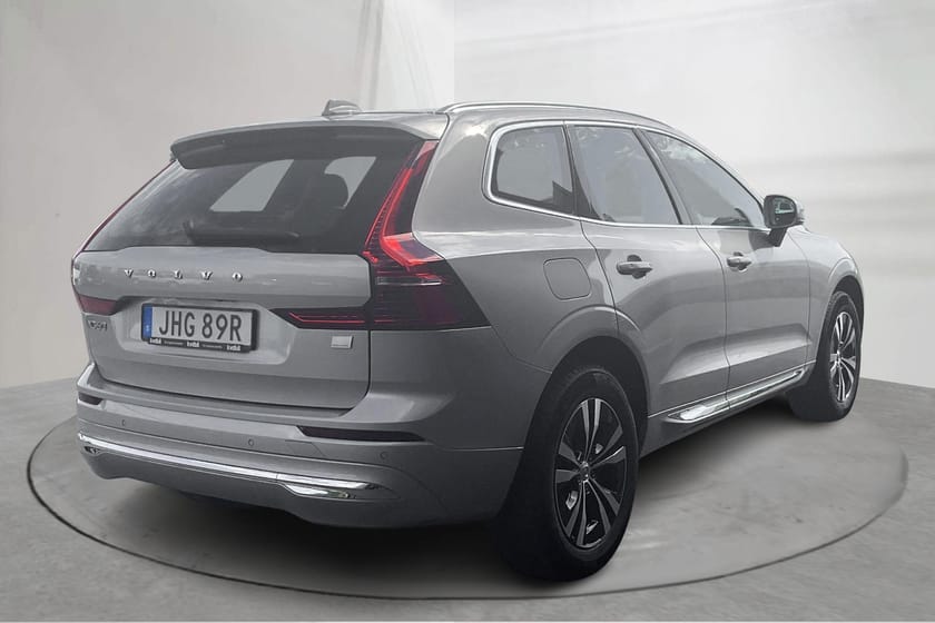 Bild 3 av Volvo XC60 T6 AWD Recharge (350hk) Core Panorama