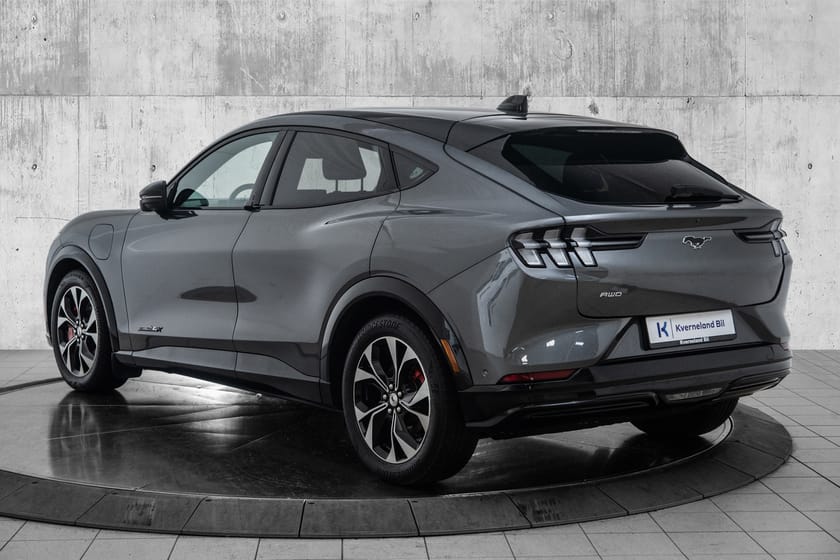 Bilde 3 av Ford Mustang Mach-E Long Range AWD | LR | | B&O | R.Kamera
