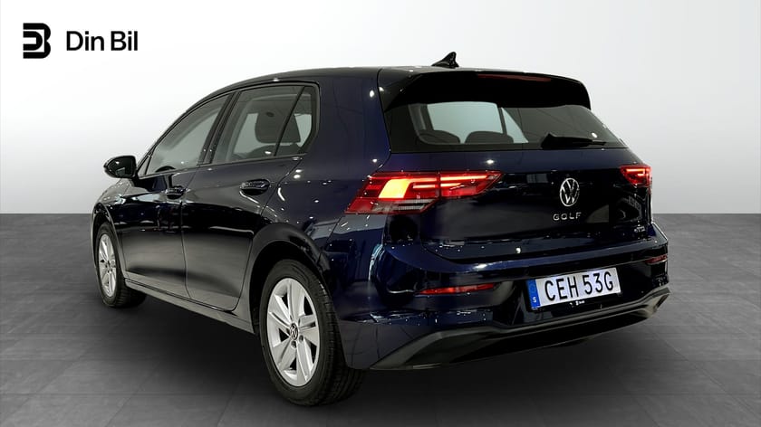Bild 3 av Volkswagen Golf eTSI150 DSG Navigation/P-sensorer