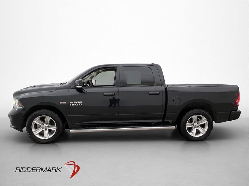 Bild 2 av RAM 1500 Crew Cab Dodge Sport 5.7 4x4 395hk Luftfjädring Drag Kamera Skinn