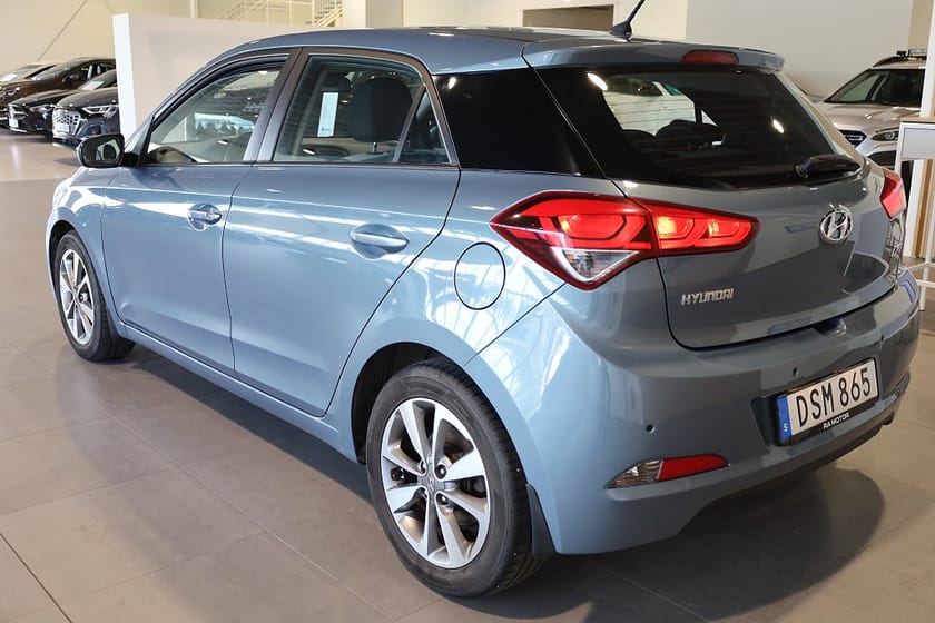 Bild 3 av Hyundai i20 1.2 ComfortPlus PDC Blåtand Rattvärme