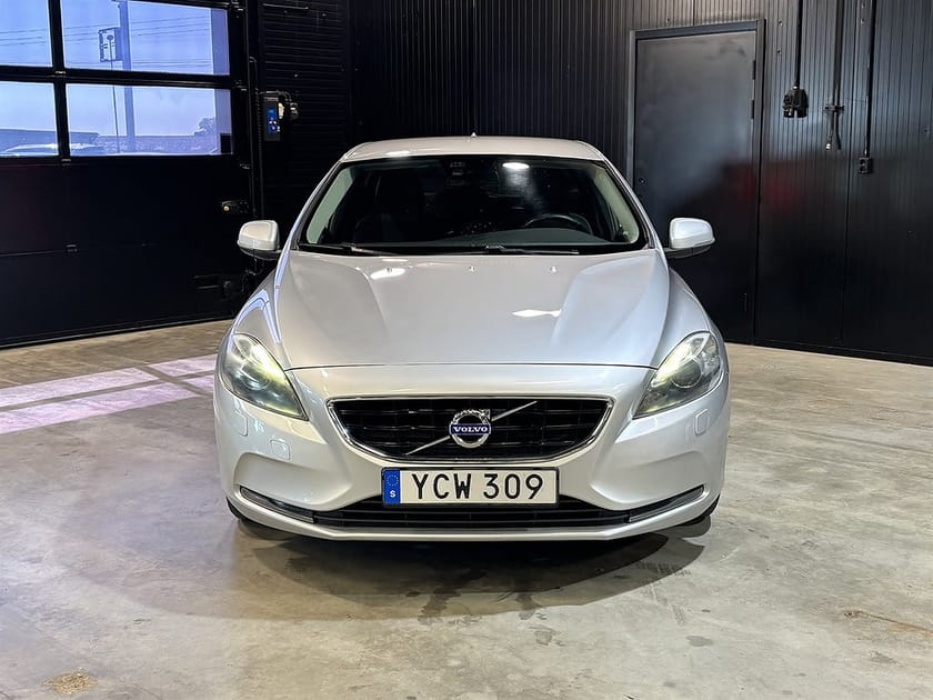 Bild 2 av Volvo V40 D3 (150hk) Business Edition Pro