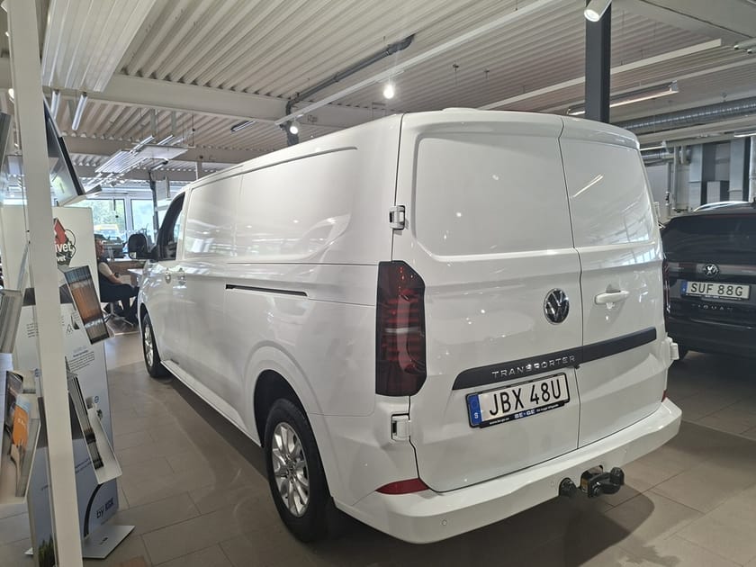 Bild 2 av Volkswagen Transporter L2 2,0 TDI 150hk 8-vxl Automat 3500mm