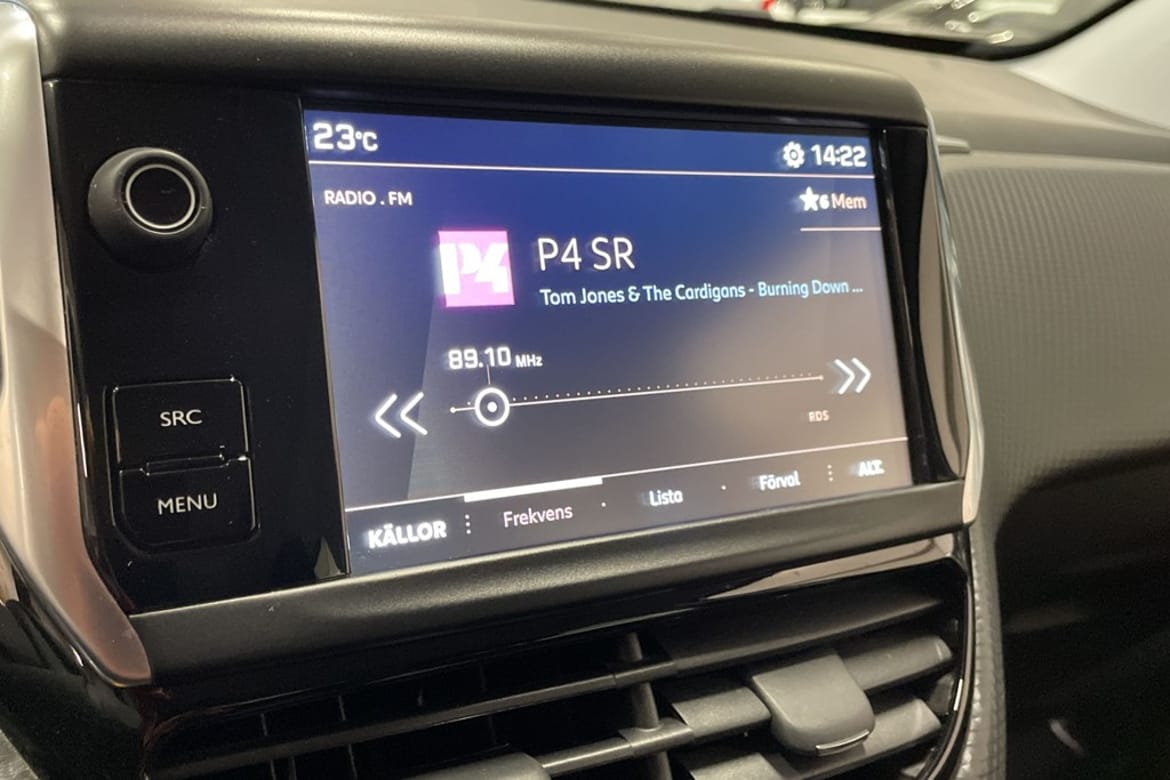 Peugeot 2008 2018 - miniatyr 14