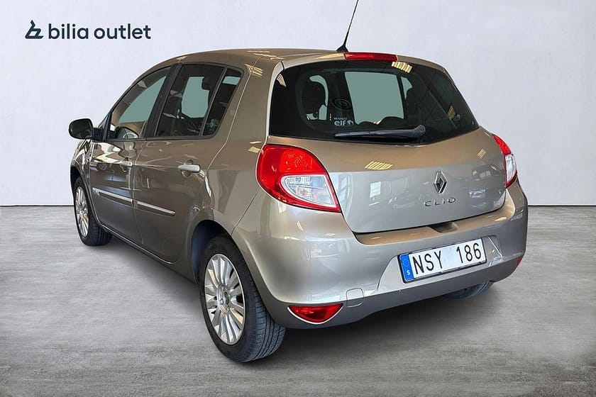 Bild 4 av Renault Clio  Halvkombi 1.2 Ethanol 75hk / Lågmilad Kamrem bytt