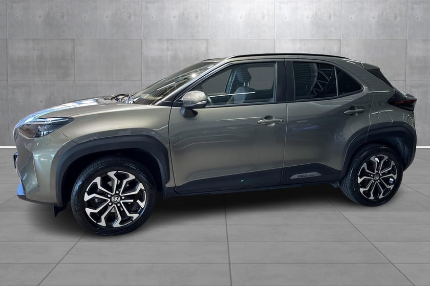 Bilde 2 av Toyota Yaris Cross Hybrid AWD-i