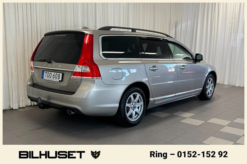 Bild 3 av Volvo V70 D4 Momentum Drag Navi Värmare Blis