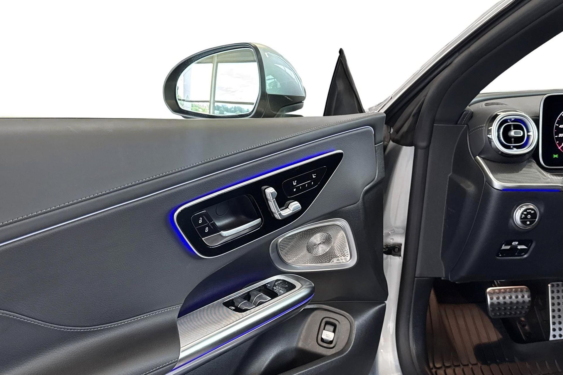 Mercedes-Benz CLE 300 4MATIC Cabriolet 2024, bild 7/10