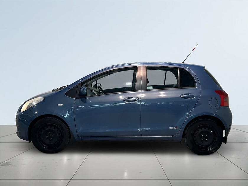 Bild 4 av Toyota Yaris 5-dörrar 1.3 VVT-i MultiMode Motorvärmare Kamkedja SoV