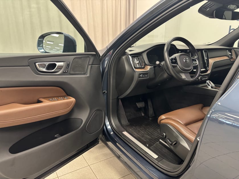 Bild 4 av Volvo XC60 Recharge T6 Inscription T