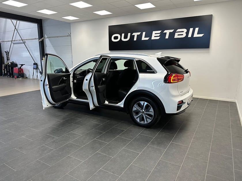 Bild 3 av Kia e-Niro e- 64 kWh Räckvidd 455 Advance Plus Läder Taklucka