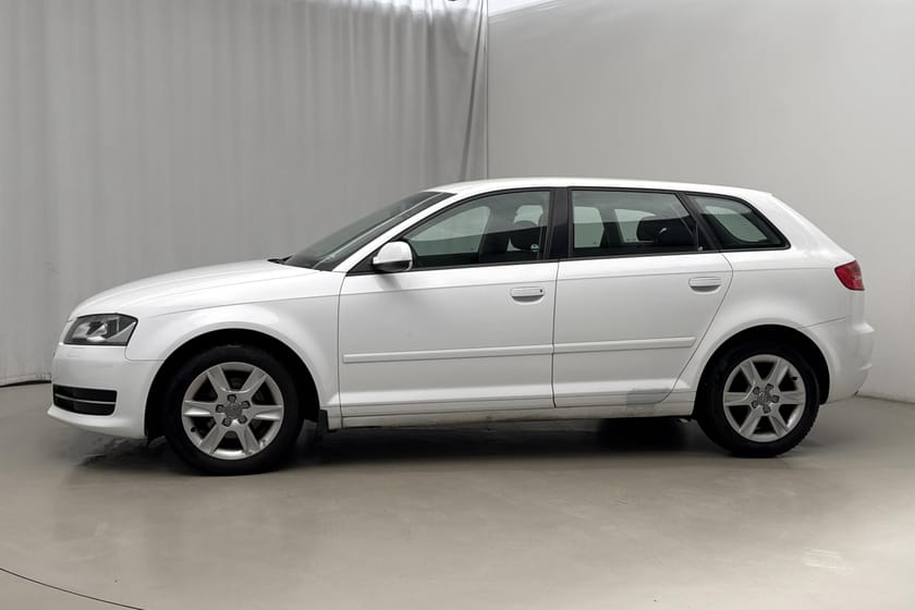 Bild 2 av Audi A3 Sportback 1.6 TDI (105hk) Proline Nyservad