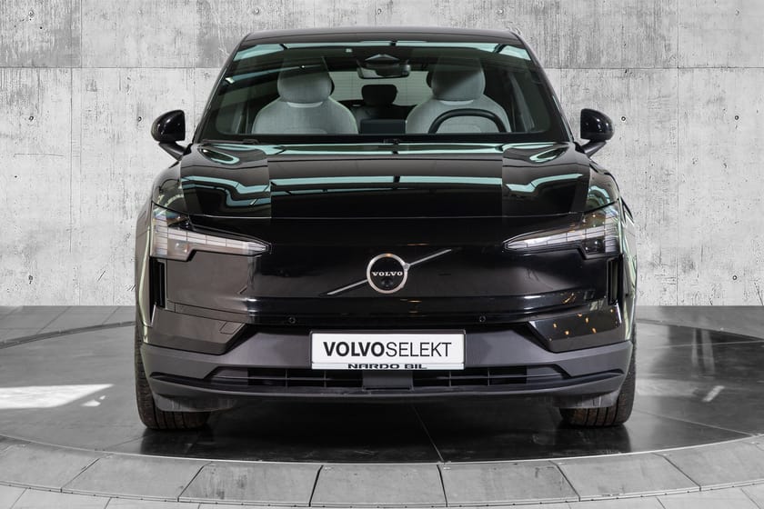 Bilde 2 av Volvo EX30 Twin Motor Performance –Ultra Hengerfeste