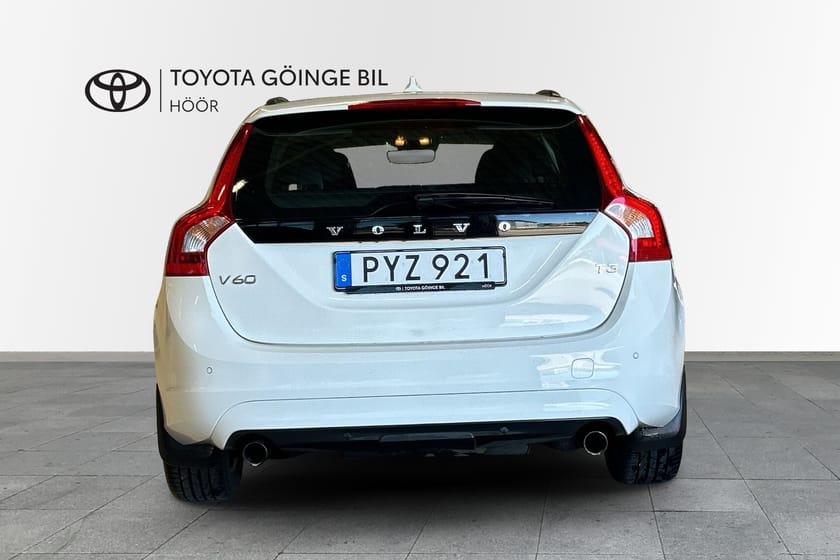 Bild 4 av Volvo V60 T3 Man 152hk Kinetic Dragkrok