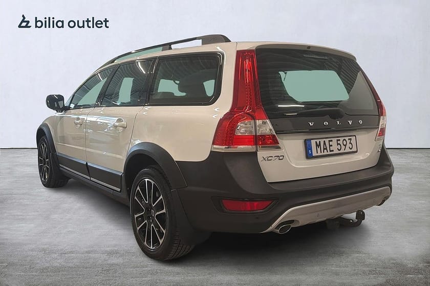 Bild 3 av Volvo XC70 D4 AWD Sport Edition Dragkrok Helskinn Navigation BLIS