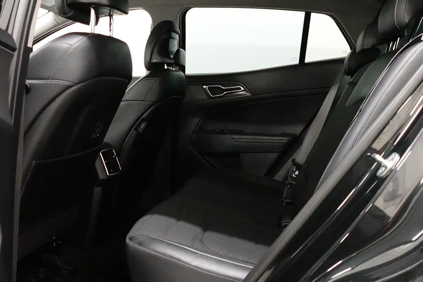 Bild 5 av Kia Sportage PHEV Advance 360 kamera Ambient Navi MOMS Nyservad