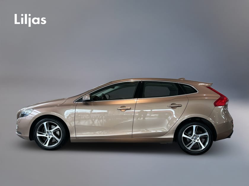 Bild 3 av Volvo V40 D4 Momentum Business Edition//Adapt. farthållare//Dragkrok//