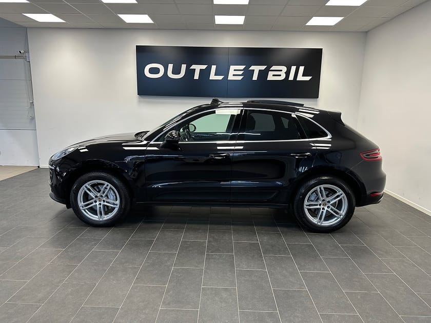 Bild 2 av Porsche Macan S Diesel PDK Navigation Panorama Värmare Drag Bakkamera