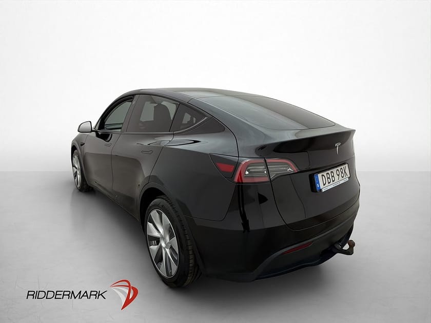 Bild 5 av Tesla Model Y Long Range AWD Pano Dragkrok Autopilot MOMS