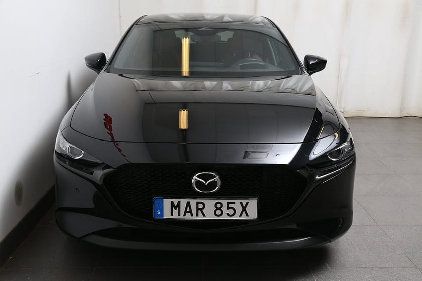 Bild 5 av Mazda 3 Hatchback 2,0 SKYACTIV-G M Hybrid NAGISA BOSE Head-up