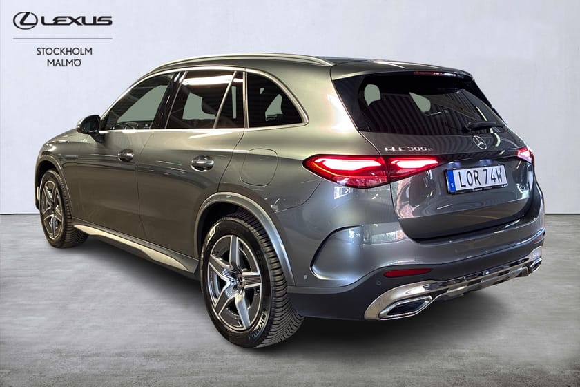 Bild 3 av Mercedes-Benz GLC 300 e 4MATIC 4M Luft Drag Pano HUD 360 Burmester