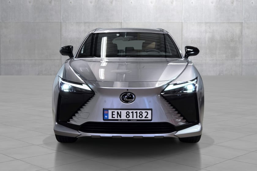 Bilde 2 av Lexus RZ 450e AWD Luxury