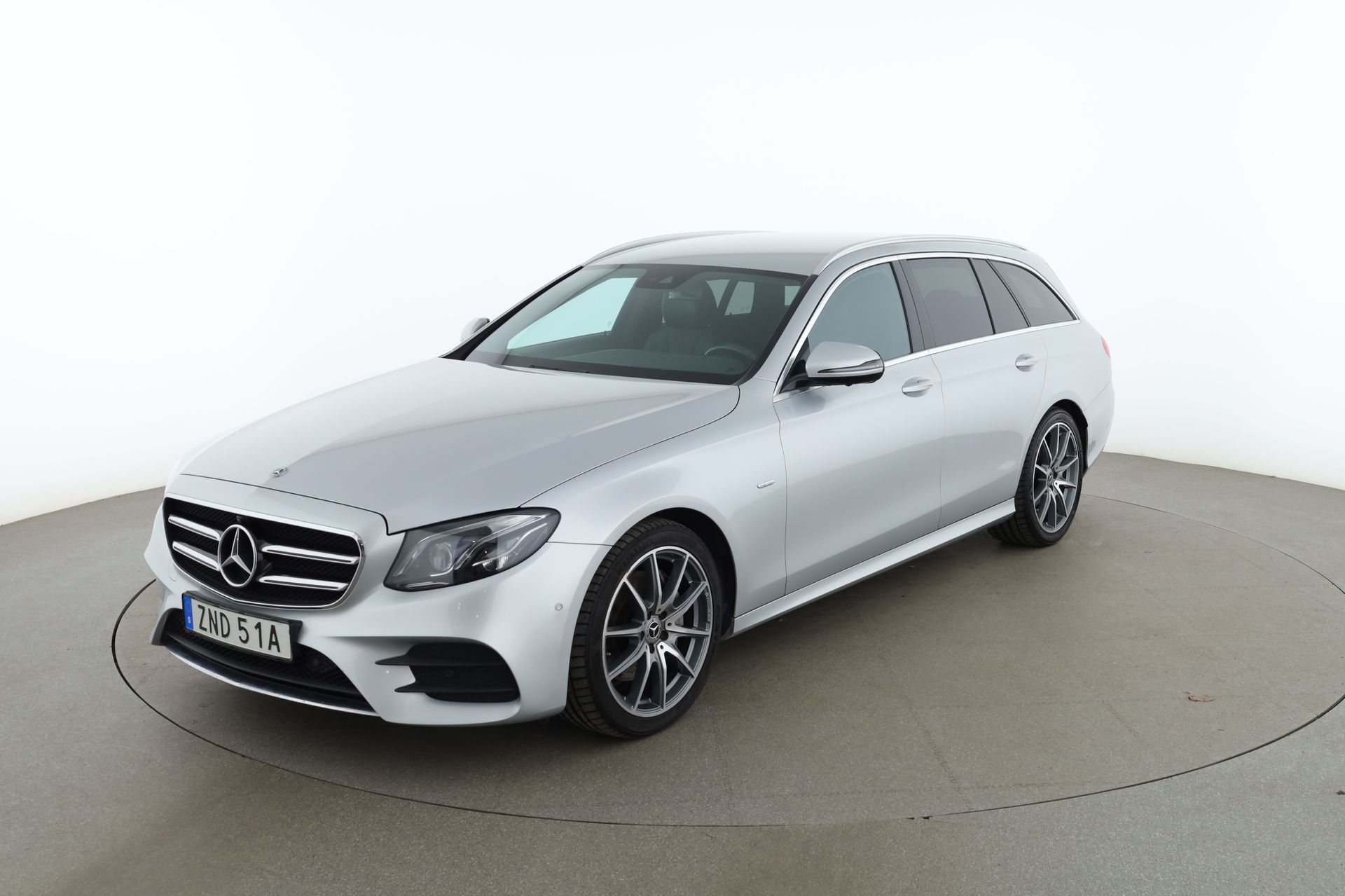 Mercedes-Benz E