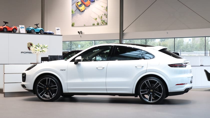 Bild 4 av Porsche Cayenne E-Hybrid Coupé