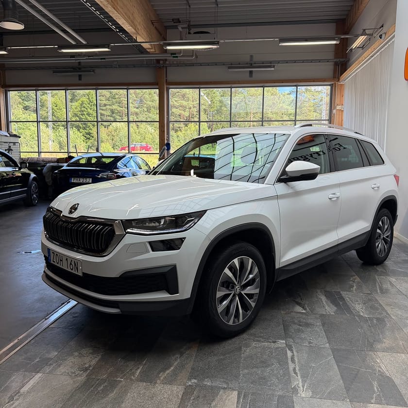 Bild 5 av Škoda Kodiaq Skoda 2.0 TDI 4x4 Style Backkamera Värmare Drag Apple