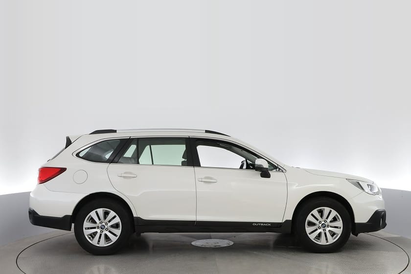 Bild 4 av Subaru Outback 2.5 4WD 175hk Active M-Värmare Dragkrok Backkamera