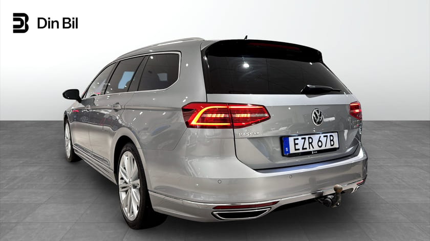 Bild 3 av Volkswagen Passat Sportscombi TDI190 DSG 4M R-Line/Executive/Dynaudio/Värmare