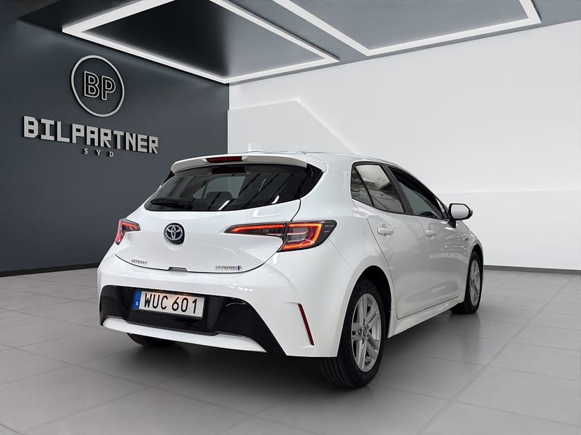 Bild 4 av Toyota Corolla Hybrid e-CVT Active Euro 6/S+V-Hjul