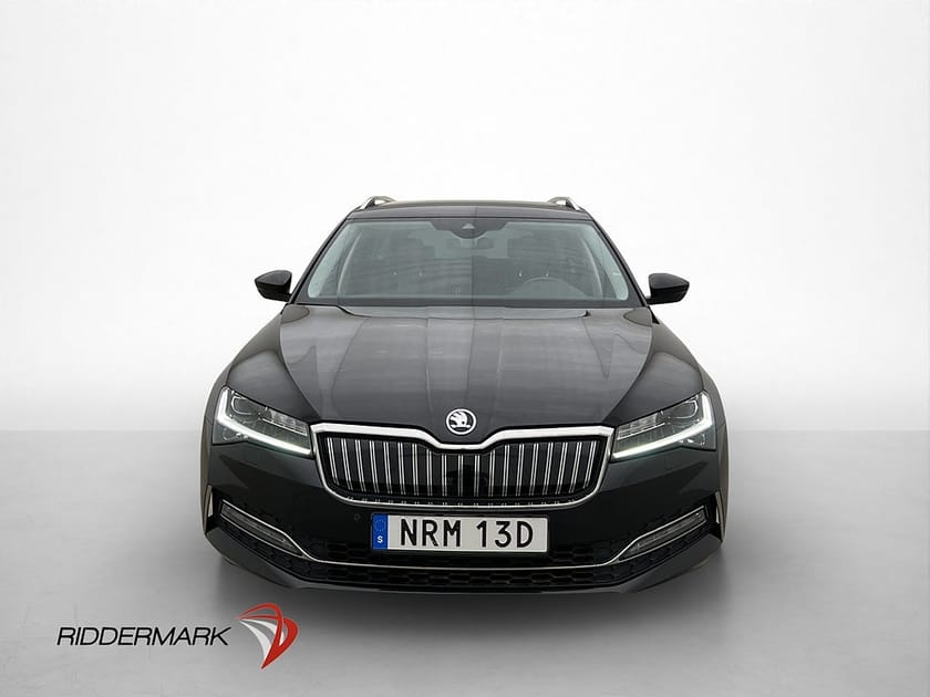 Bild 2 av Škoda Superb iV Kombi Skoda TSI L&K Cockpit P-Värmare Kamera Navi Drag