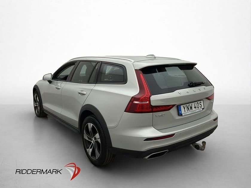 Bild 5 av Volvo V60 Cross Country B4 AWD Värmare Skinn Kamera Drag