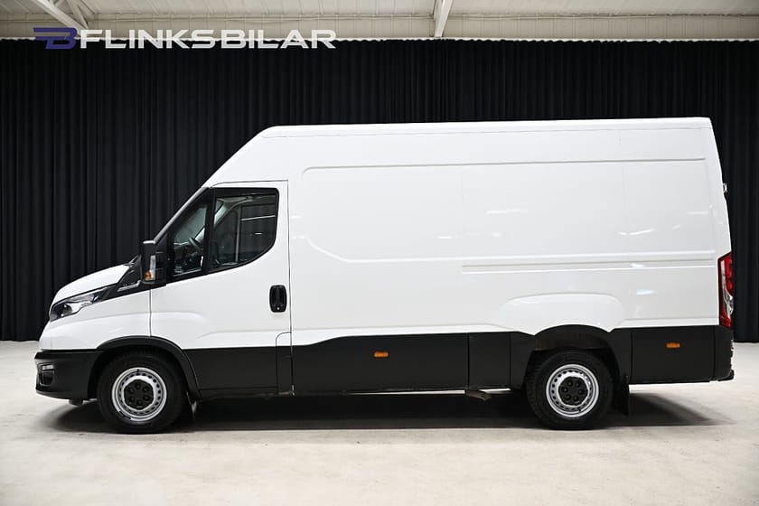 Bild 1 av Iveco Daily 35-140 Van 136HK L3H2 Automat|Webasto|3.5ton-dragvikt|Lågmil|Moms