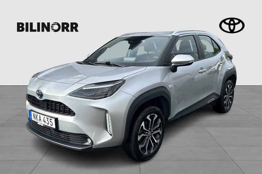 Bild 1 av Toyota Yaris Cross Hybrid AWD-i 1,5 ACTIVE PLUS