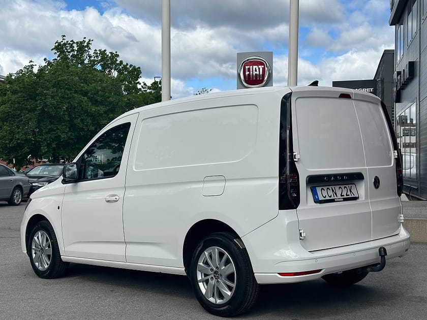 Bild 5 av Volkswagen Caddy Cargo 2.0 TDI | Värmare | Verkstads inredning| Dragkrok
