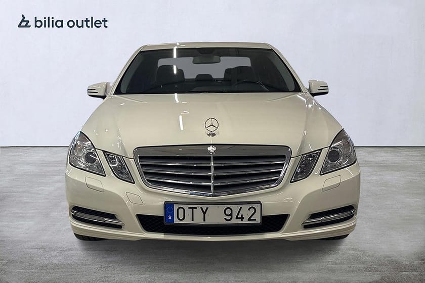 Bild 3 av Mercedes-Benz E 200 BE BlueEFFICIENCY Classic / Navigation / Bluetooth