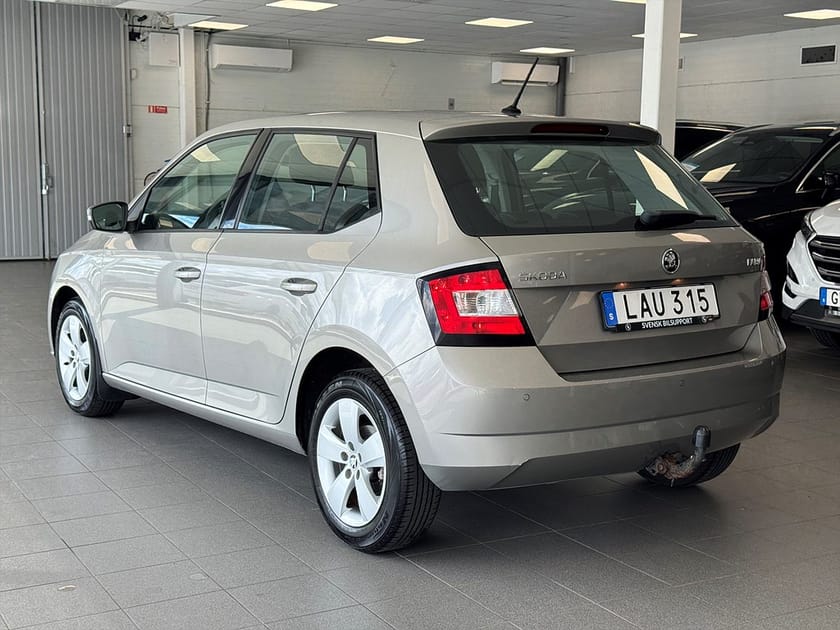 Bild 5 av Škoda Fabia 1.2 TSI Sensorer Räntekampanj 3,99% Drag
